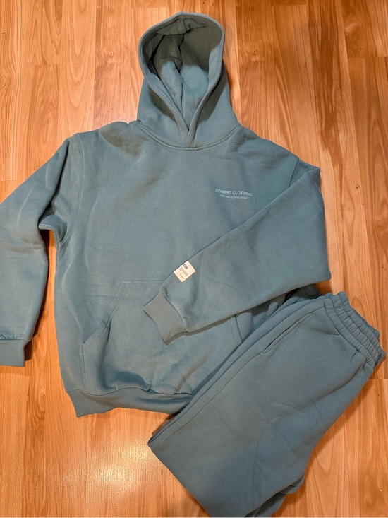 Comfrt Other - Comfort Clothing Women's Teal Hoodie & Joggers Set